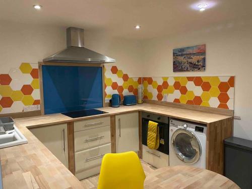 Corner Post Holiday Letting — 4-Star Luxury Hotel in Weymouth, United Kingdom