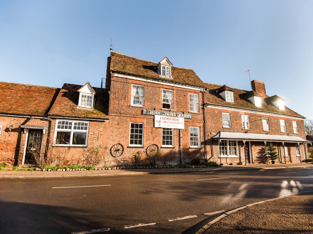 The Hardwicke Arms — Royston