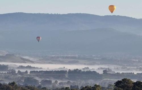 Melazzano — 4-Star Luxury Hotel in Lilydale, Australia