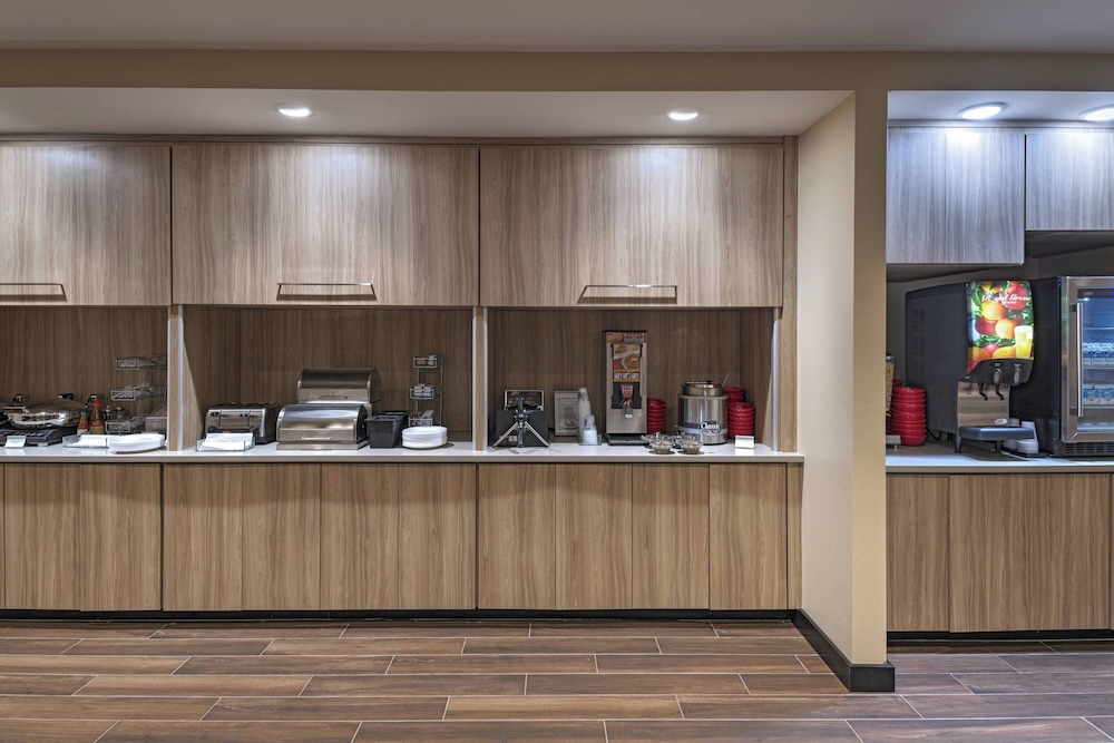 TownePlace Suites by Marriott Naples - photo 27