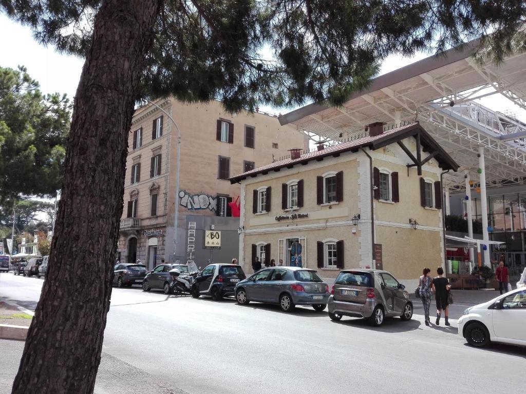 Liudan&rooms Affittacamere — 4-Star Luxury Hotel in Rome, Italy