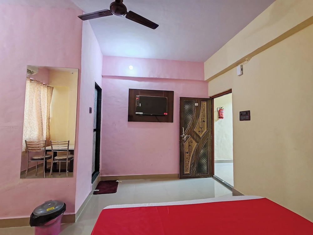 Hotel Pallavi Inn in Panvel, India