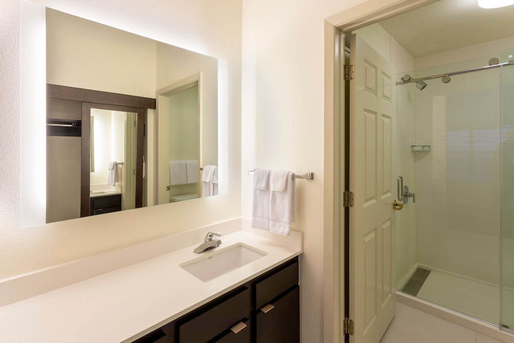 Residence Inn by Marriott Minneapolis St. Paul Roseville - photo 40