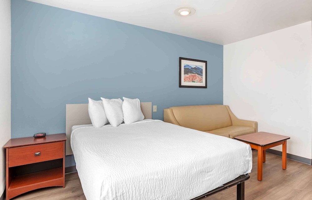 Extended Stay America Select Suites Omaha Southwest - photo 16