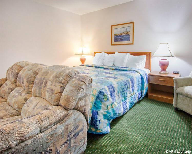 Coastal Inn by OYO Lincoln City Oregon Coast Hwy - photo 26