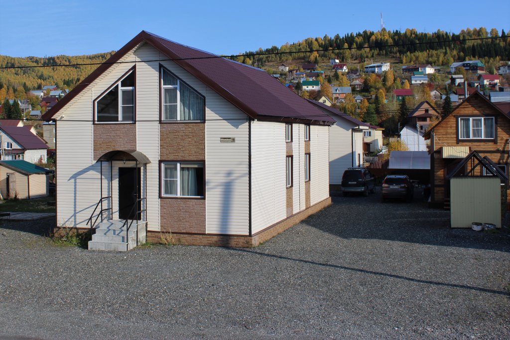 Snejok Chastnii dom in Sheregesh, Russia