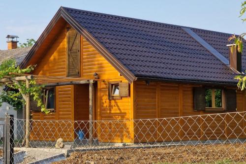 Holiday house with a parking space Zarilac Slavonija 23028 — 4-Star Luxury Hotel in Sesvete, Croatia