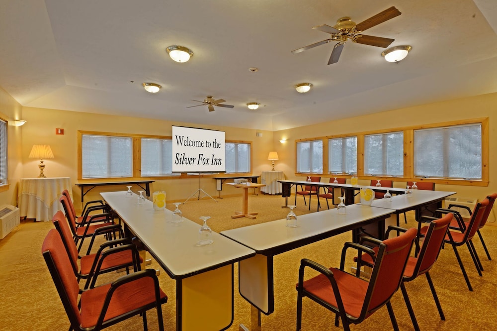 Silver Fox Inn - photo 24