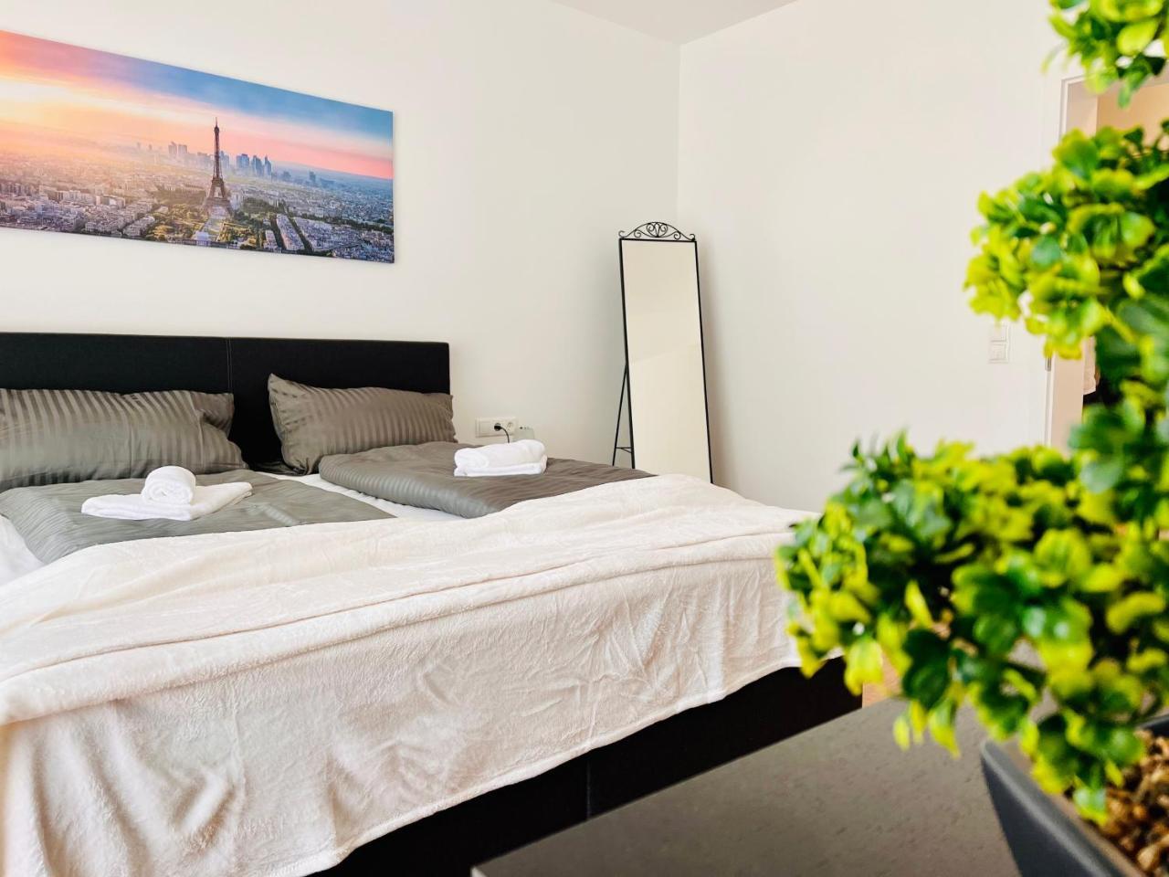Idyllische Ferienwohnung Mit Balkon & Ausblick — 4-Star Luxury Hotel in Arzbach, Germany