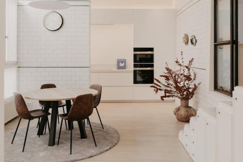 Blue Bird Residence — 4-Star Luxury Hotel in Antwerpen, Belgium