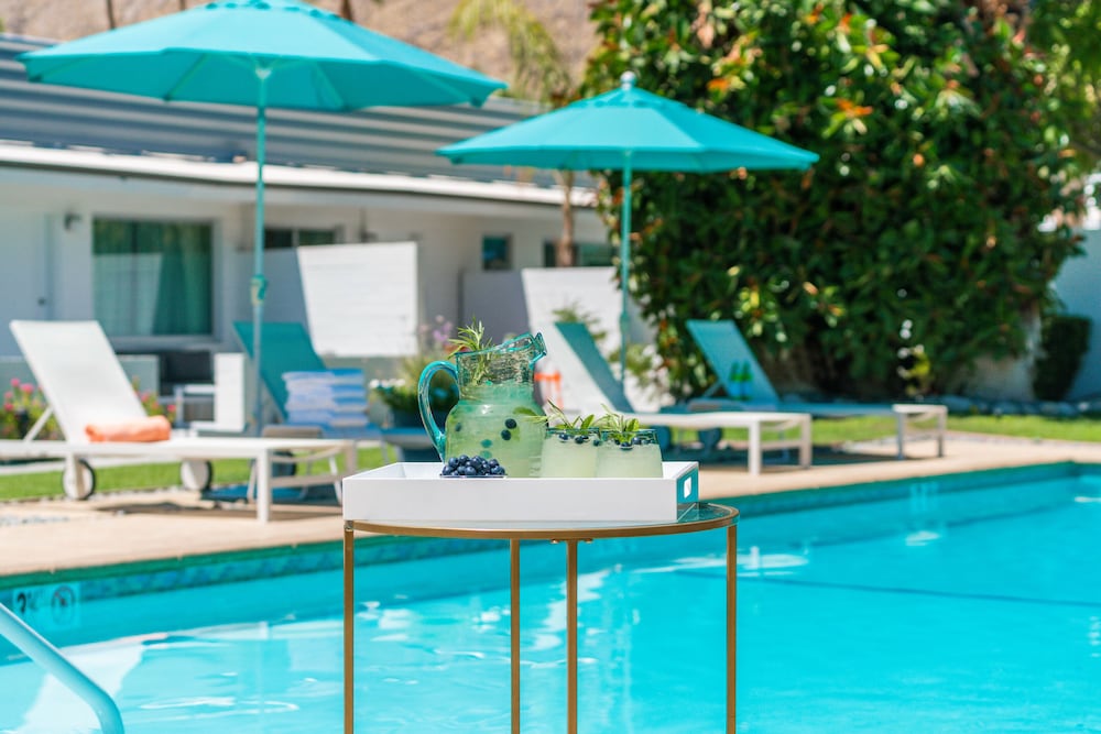 BelleVue Oasis Palm Springs Adults Only - photo 13