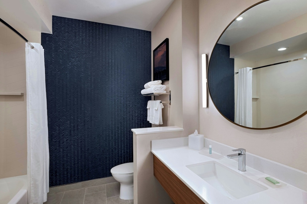 Fairfield by Marriott Inn & Suites Fort Worth Alliance Airport - photo 12