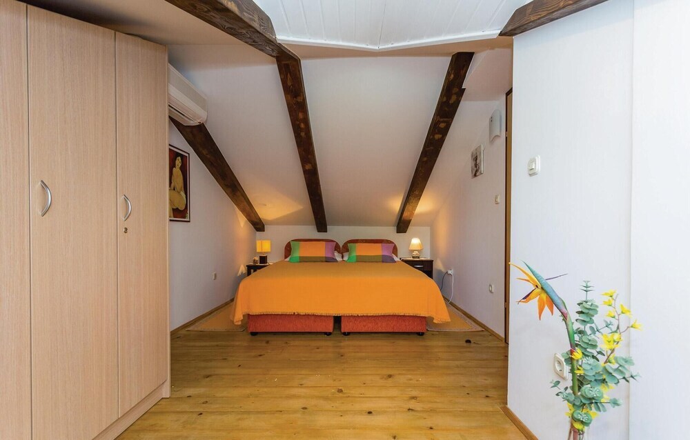 Apartment Ada