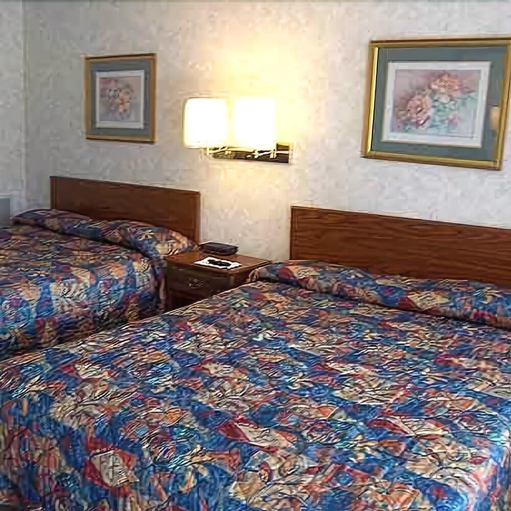 Knights Inn Cozad Lexington Area - photo 8