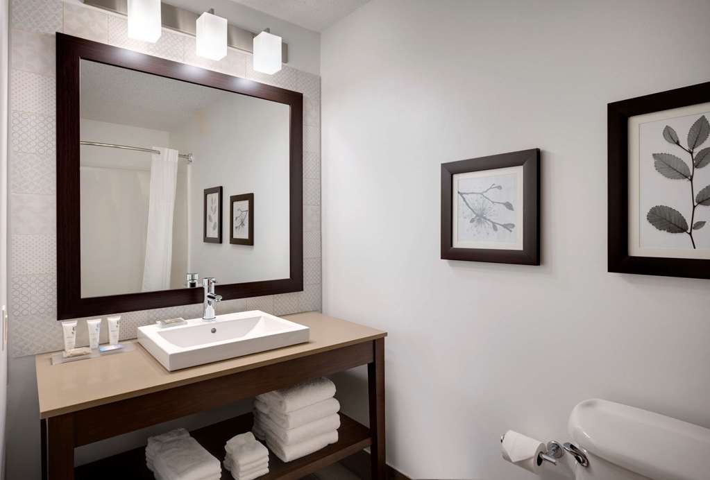 Country Inn & Suites by Radisson Albertville near Outlet Mall - photo 6