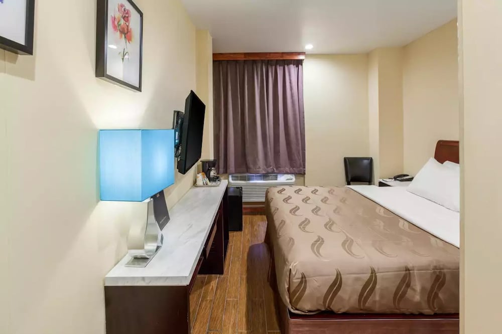 Quality Inn near Sunset Park - photo 18