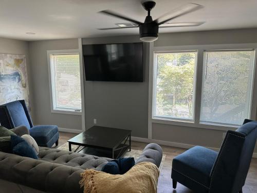 Welcome to your Atlanta retreat Nice and cozy