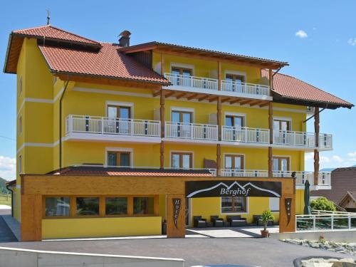 Hotel Berghof - carbon neutral hotel in Millstatt