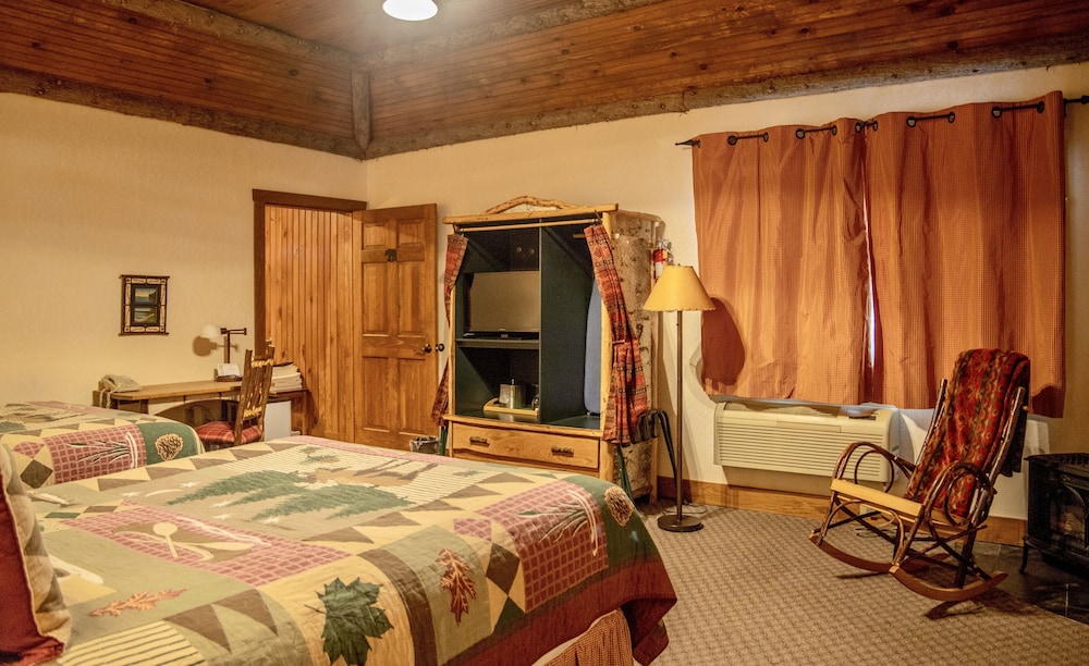 Finger Lakes Lodging - photo 13