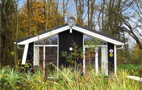 Pulverhorn 5 Dorf 4 — hotel in Travemuende