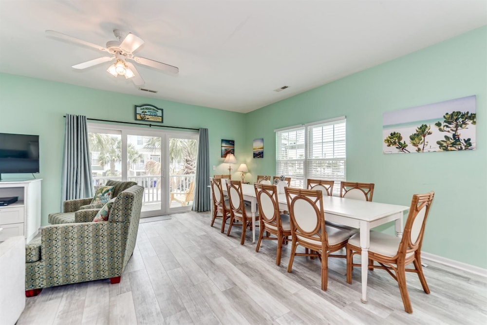 An Amazing Surfside Beach Escape - photo 70