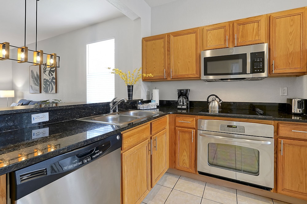 Regal Oaks Resort Vacation Townhomes by IDILIQ - photo 32