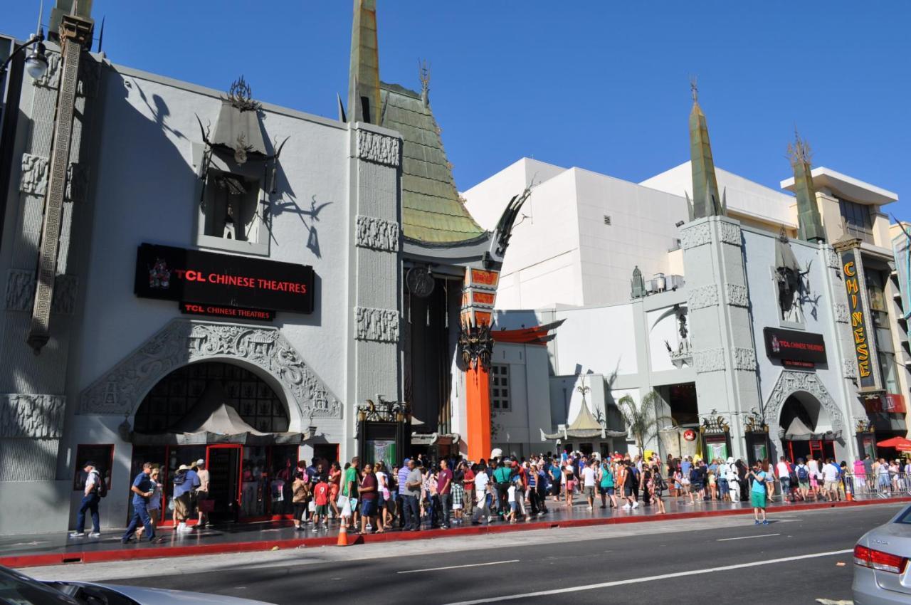 Luxury Hollywood Walk of Fame - photo 23