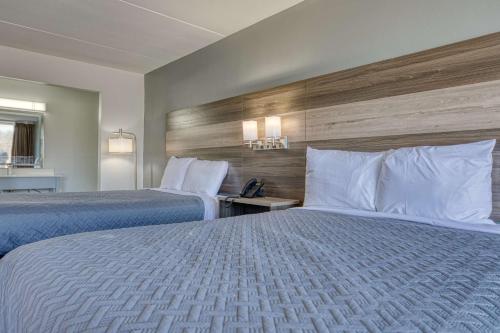 Americas Best Value Inn Stearns KY - photo 5