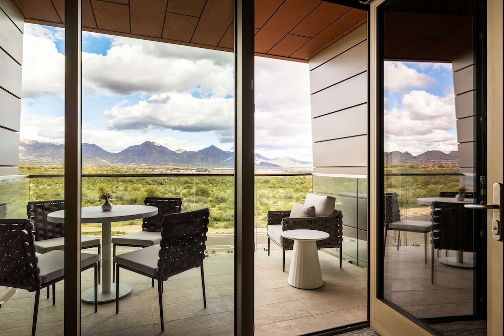 Hilton North Scottsdale At Cavasson - photo 14