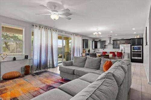 Family Vacation Home — 4-Star Luxury Hotel in Maricopa, United States