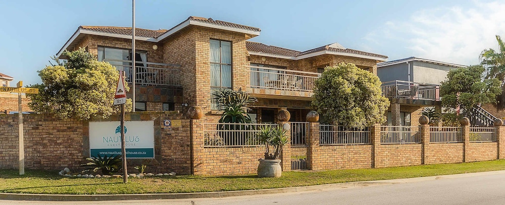 Nautilus Guesthouse — 4-Star Luxury Hotel in Port Elizabeth, South Africa