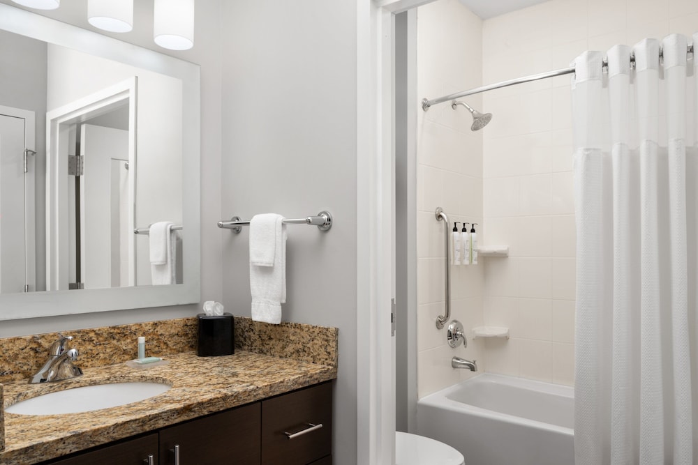 TownePlace Suites by Marriott Champaign Urbana Campustown - photo 20