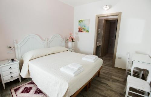 Locanda Vecchia Fattoria — hotel in Monserrato