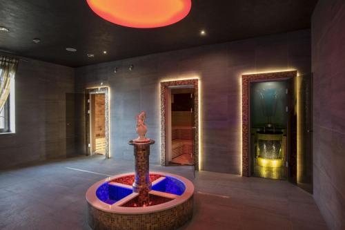 Château Šanov — 5-Star Luxury Hotel in Sanov, Czech Republic