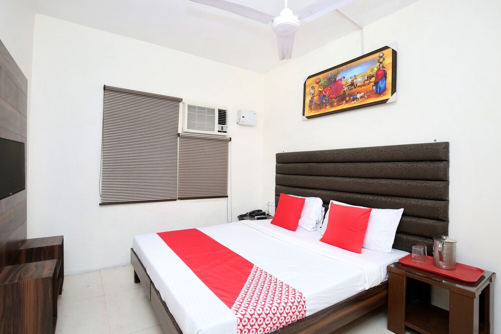 OYO 24630 Perfect Home Stay