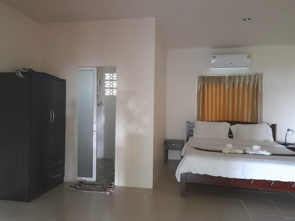 Pranee Beach Bungalows in Takua Pa, Thailand