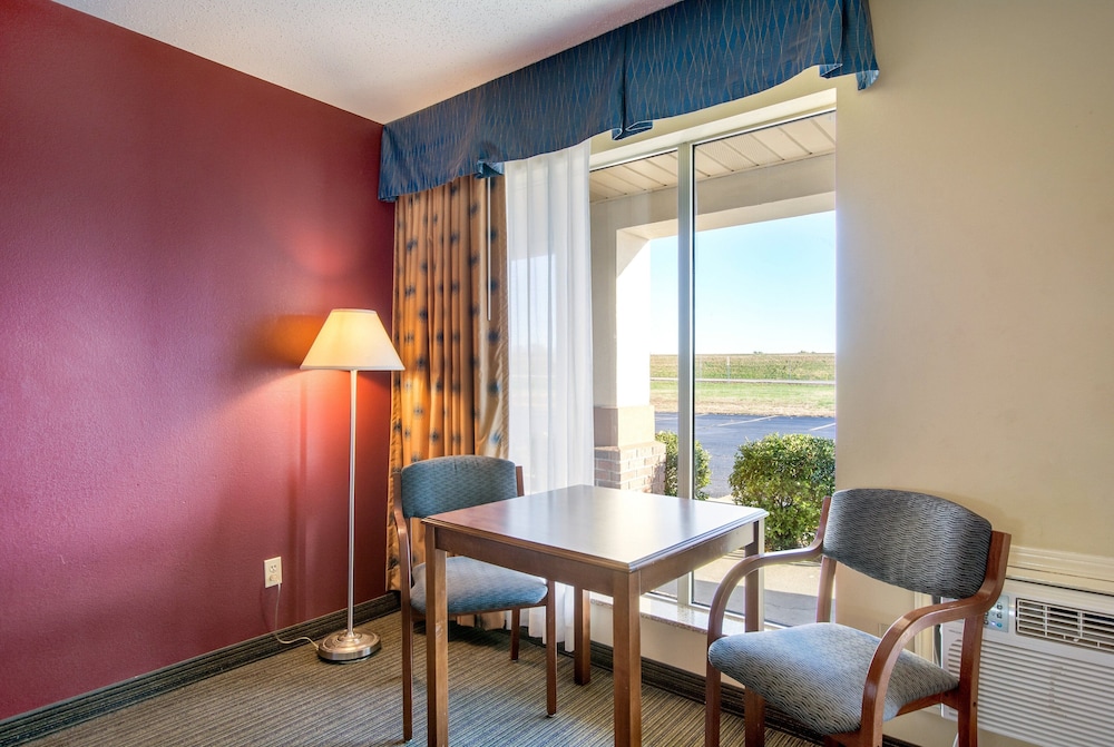 Red Roof Inn Vincennes - photo 9