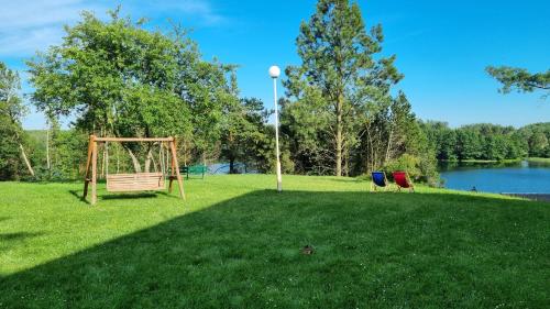 Lubiana Resort — hotel in Studzienice