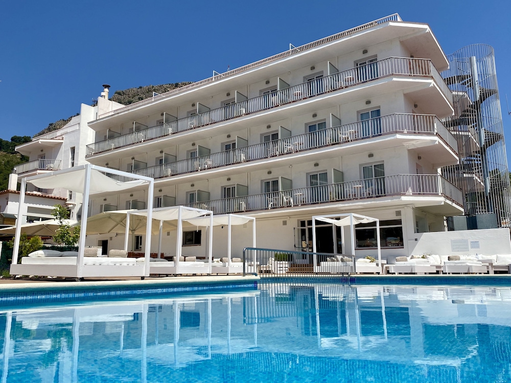 Hotel Nereida — hotel in Torroella De Montgri