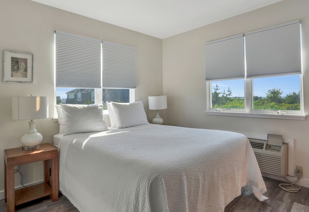 Windward Shores Ocean Resort - photo 23