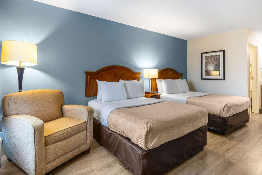 Econo Lodge Middlesboro - photo 8