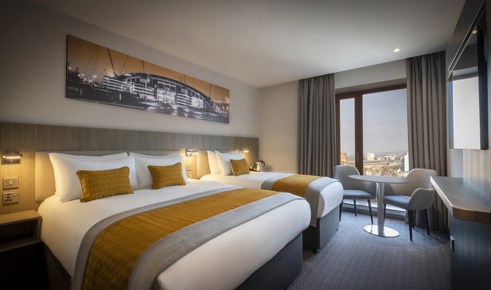 Maldron Hotel Manchester City Centre — 4-Star Luxury Hotel in Manchester, United Kingdom