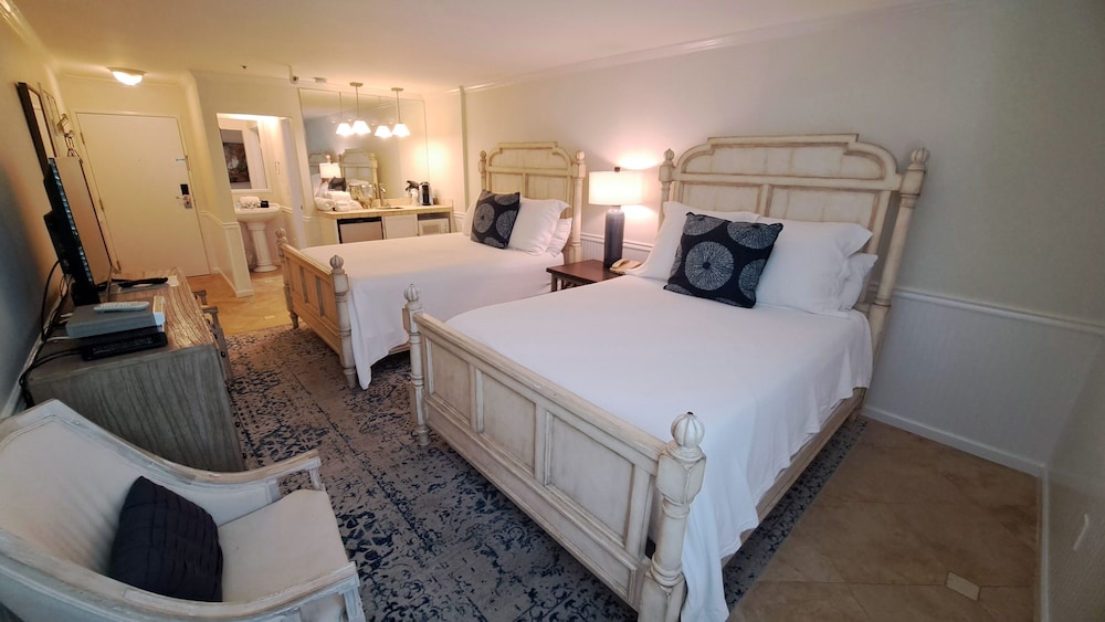 Saint Simons Inn by the Lighthouse - photo 11