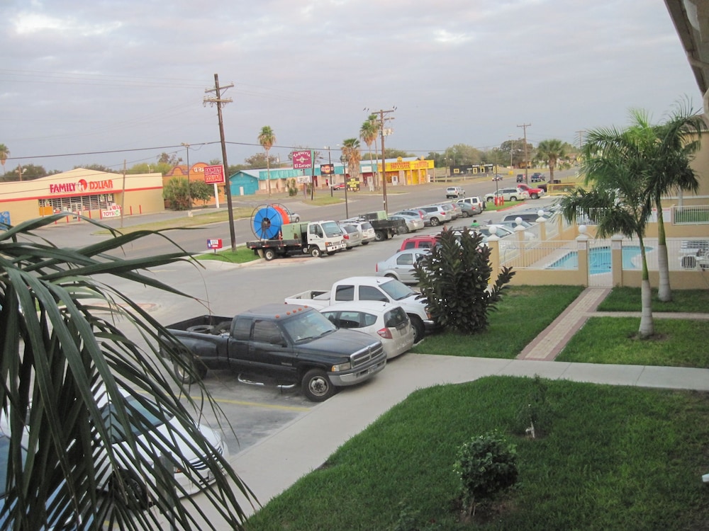 Texas Inn Weslaco - photo 67
