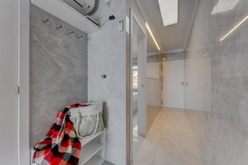 Ocean View Luxury Apartment PH014 — 4-Star Luxury Hotel in Adeje, Spain