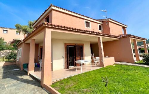 Gli Asfodeli in San Teodoro, Italy