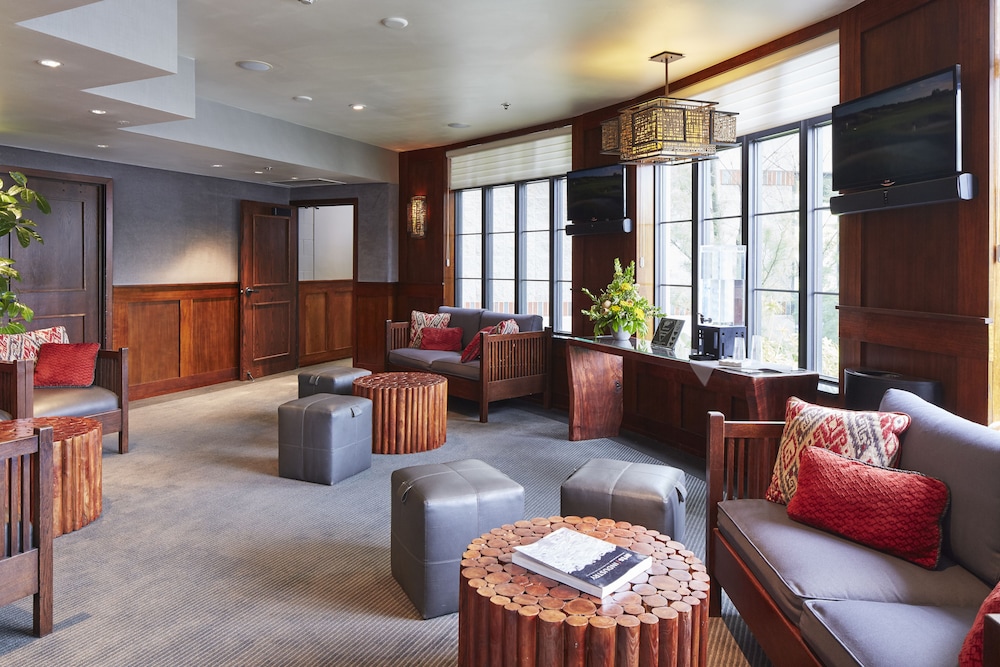 Inn On Woodlake - photo 3