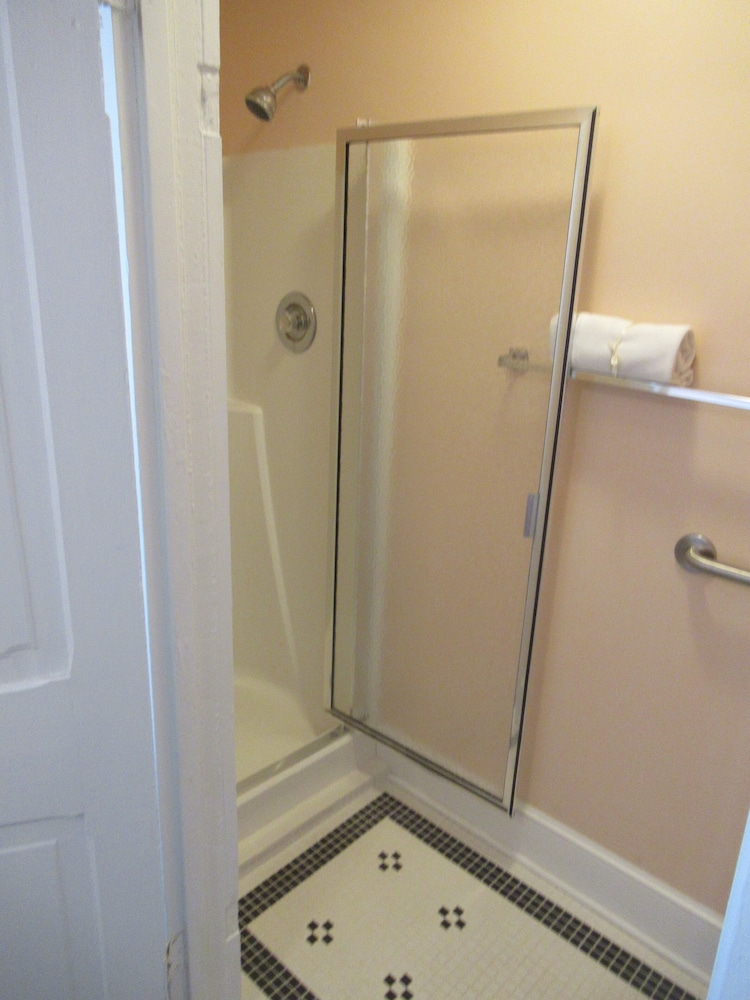 Carrier Houses B&B - photo 46