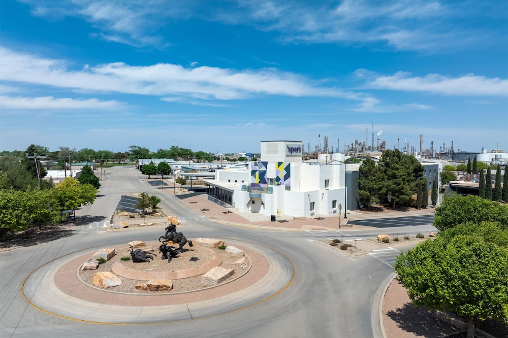 Spark by Hilton Artesia - photo 52
