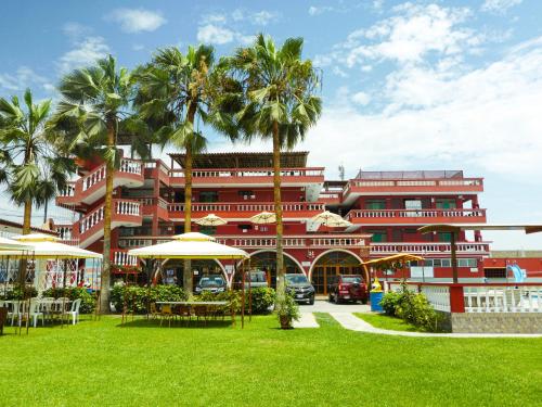 Hotel Los Arcos de Imperial in San Vicente De Canete, Peru